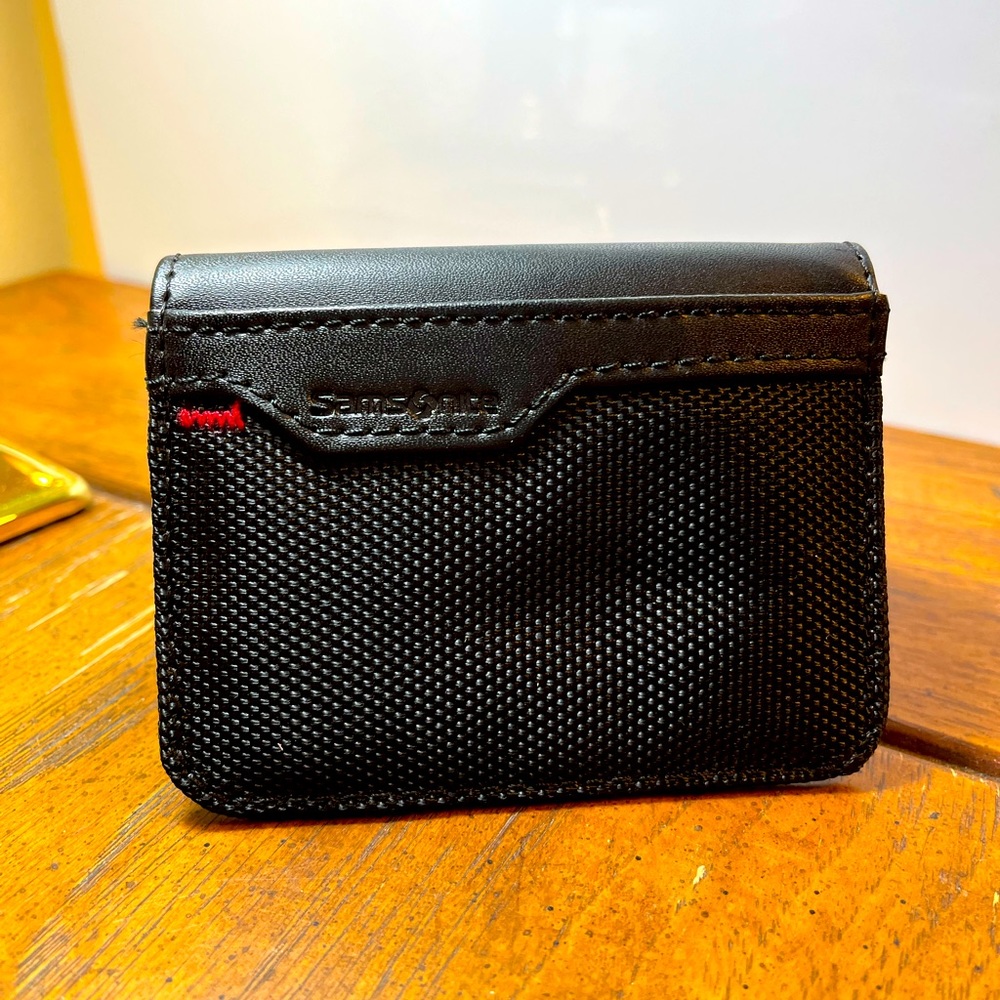 Samsonite Card Holder